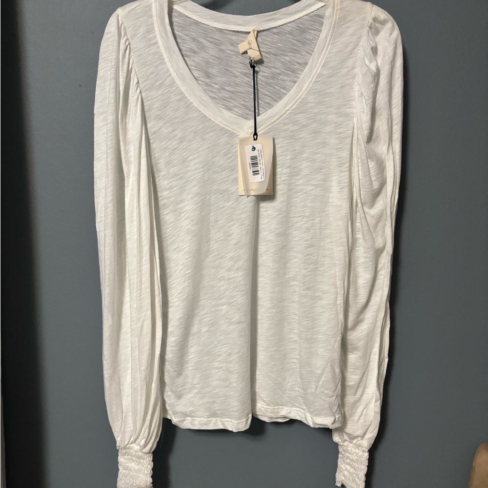 Elan White blouse nwt medium